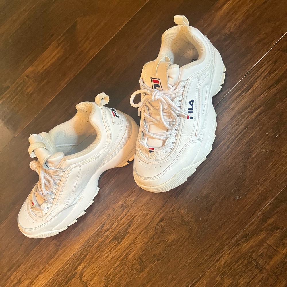Fila tennis shoes